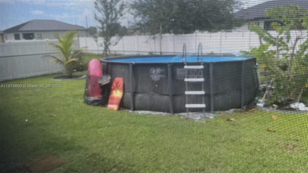 2829 NW 7 TERRACE, Cape Coral FL 33993