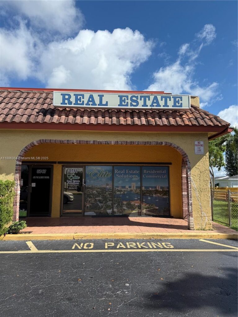 8741 NW 57th St, Tamarac FL 33351