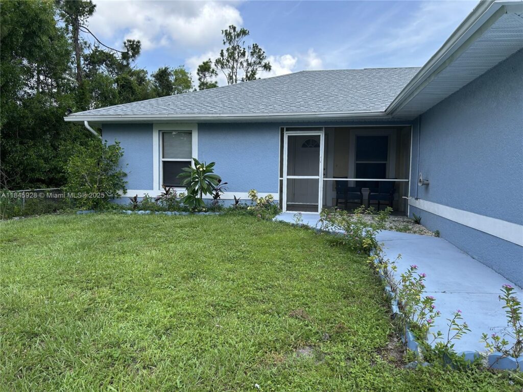 2702 Robin Ave # 2702, Other City – In The State Of Florida FL 33973