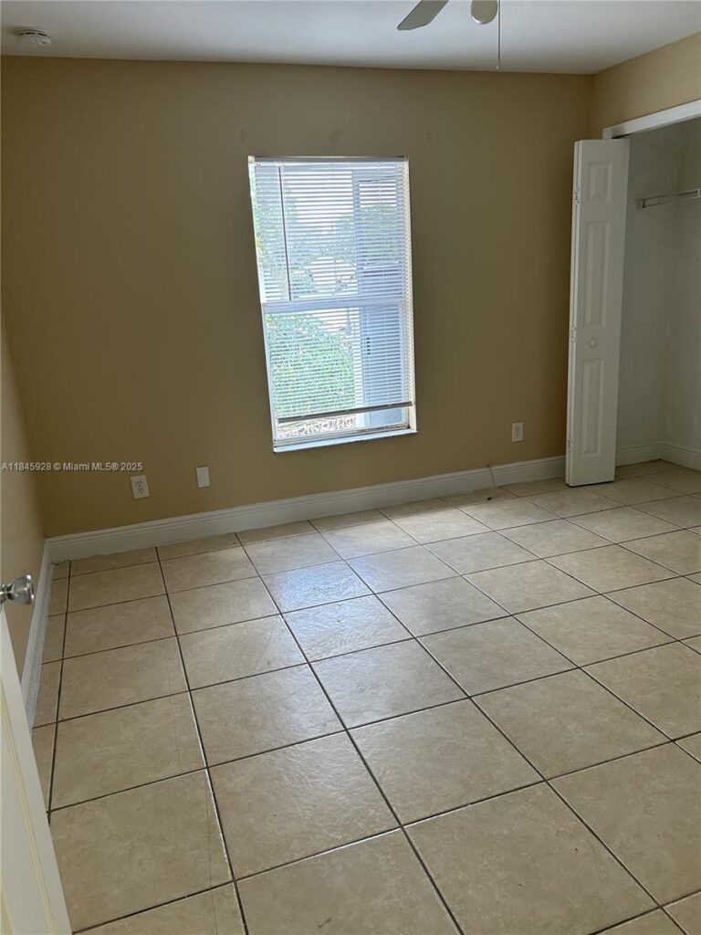 2702 Robin Ave # 2702, Other City – In The State Of Florida FL 33973