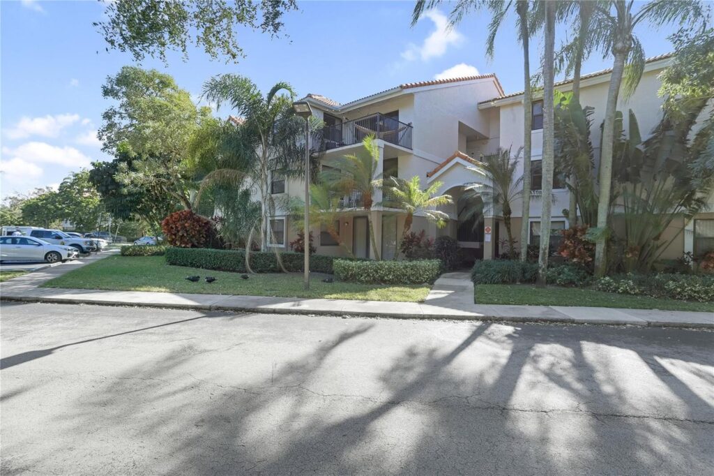 10131 W Sunrise Boulevard # 306, Plantation FL 33322