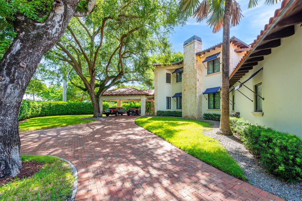 6700 Granada Blvd, Coral Gables FL 33146