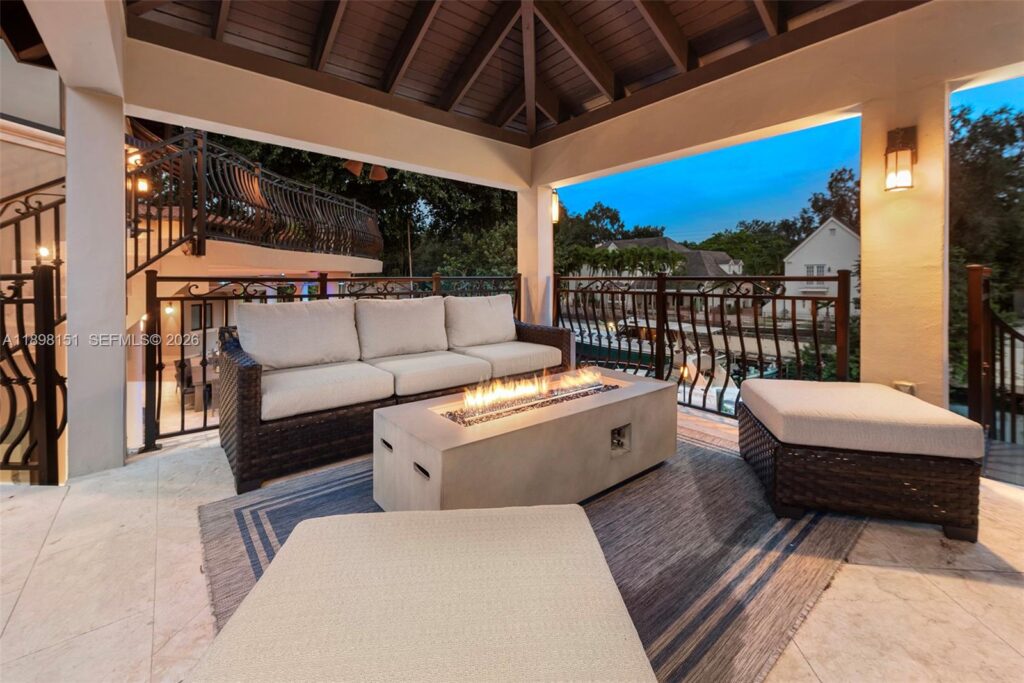 6700 Granada Blvd, Coral Gables FL 33146