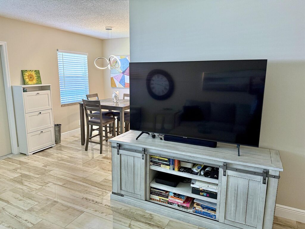 359 Oakridge T, Deerfield Beach FL 33442