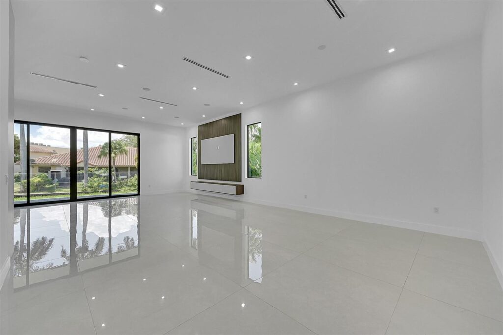 656 NW 21st Street, Wilton Manors FL 33311