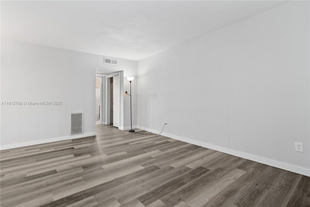 1420 Atlantic Shores Blvd # 340, Hallandale Beach FL 33009