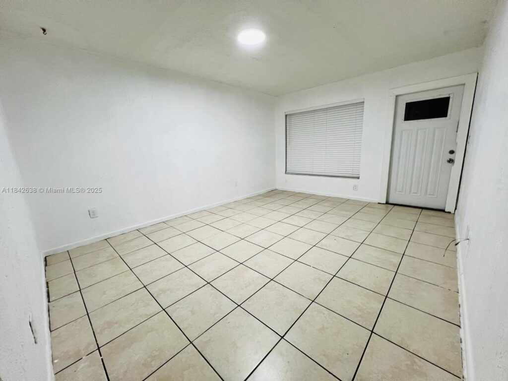 2019 COLMAR AVE, Sebring FL 33870