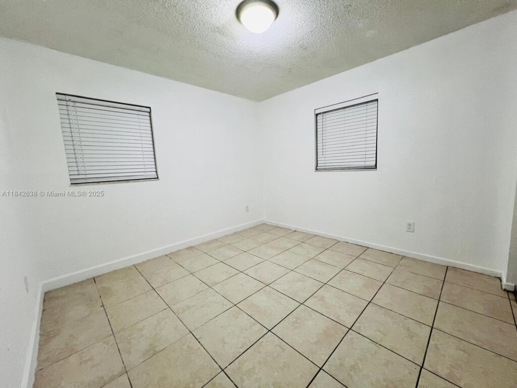 2019 COLMAR AVE, Sebring FL 33870