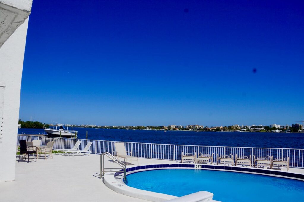301 Croton Avenue # 406, Lantana FL 33462