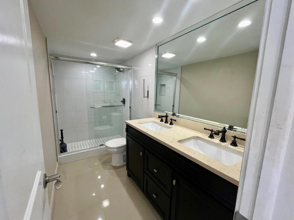 301 Croton Avenue # 406, Lantana FL 33462