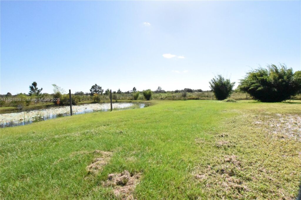 18036 NW 272, Okeechobee FL 34972