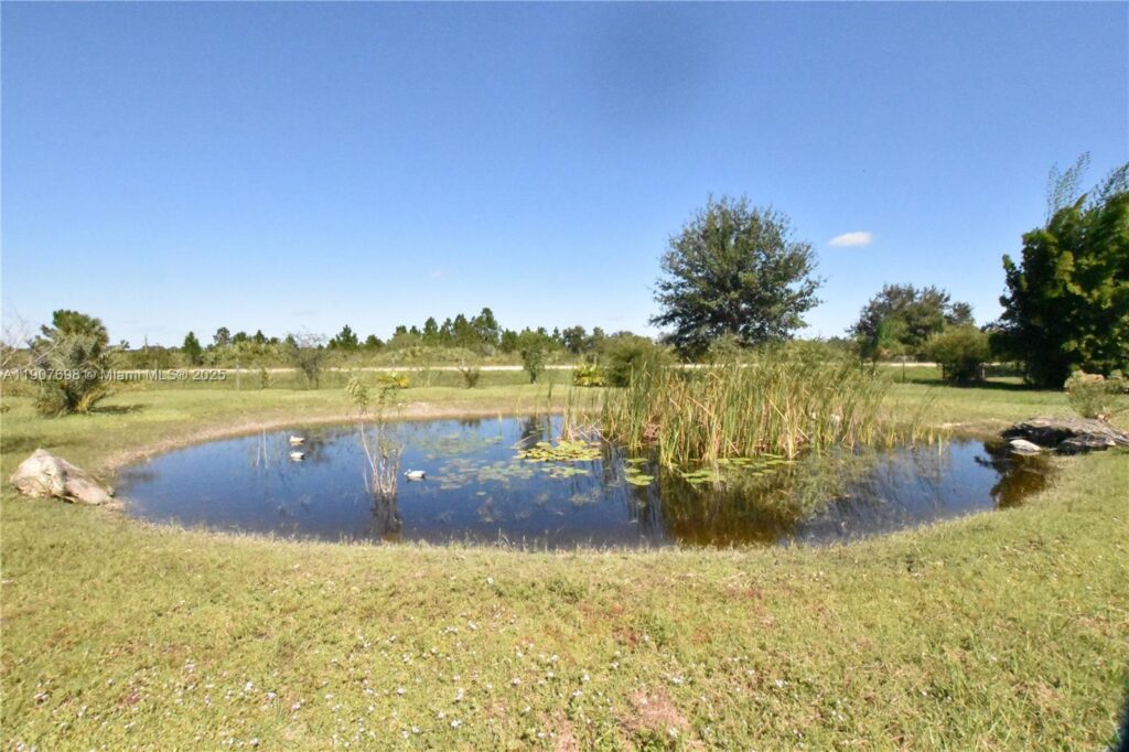 18036 NW 272, Okeechobee FL 34972