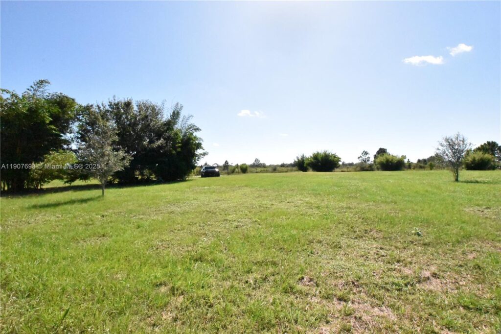 18036 NW 272, Okeechobee FL 34972