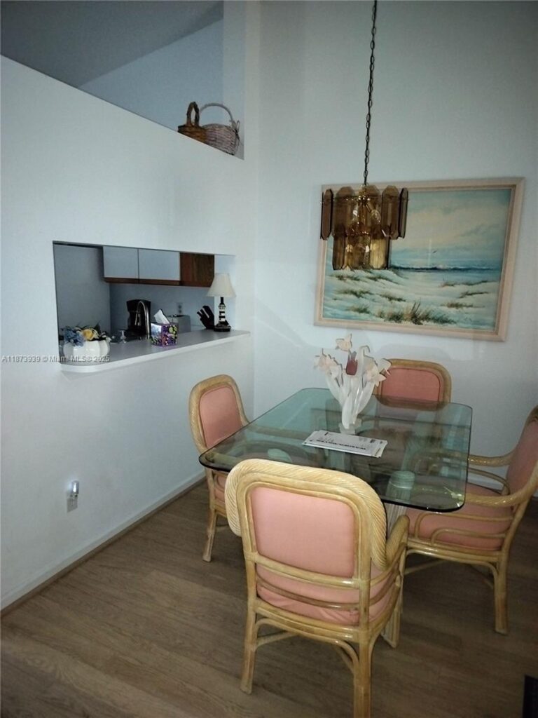 1002 Keystone Dr # F, Jupiter FL 33458
