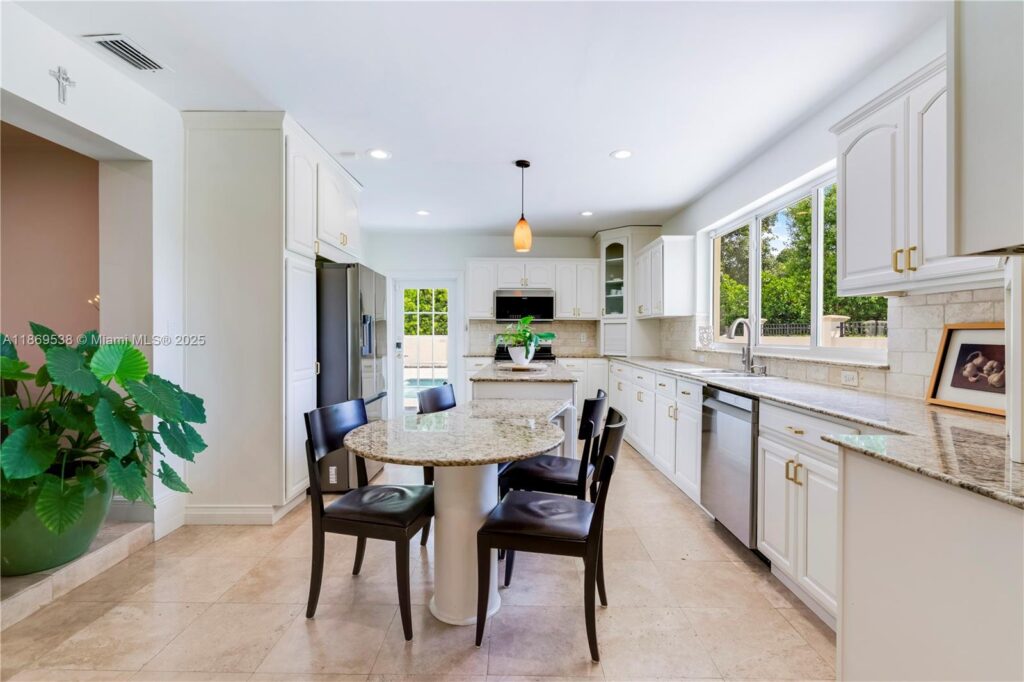 4001 Santa Maria St, Coral Gables FL 33146