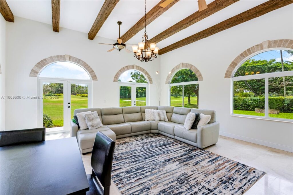 4001 Santa Maria St, Coral Gables FL 33146