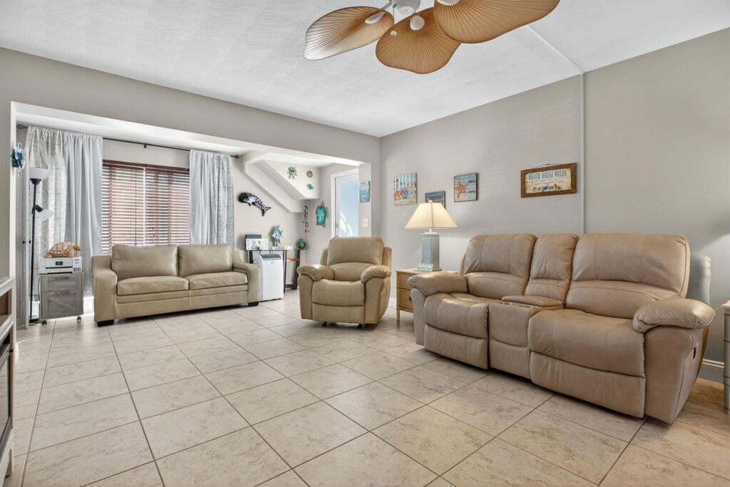 3201 SE 12th Street # C2, Pompano Beach FL 33062