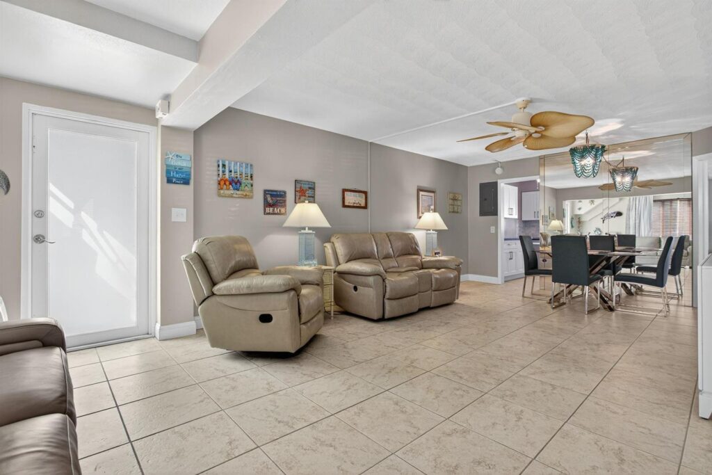 3201 SE 12th Street # C2, Pompano Beach FL 33062