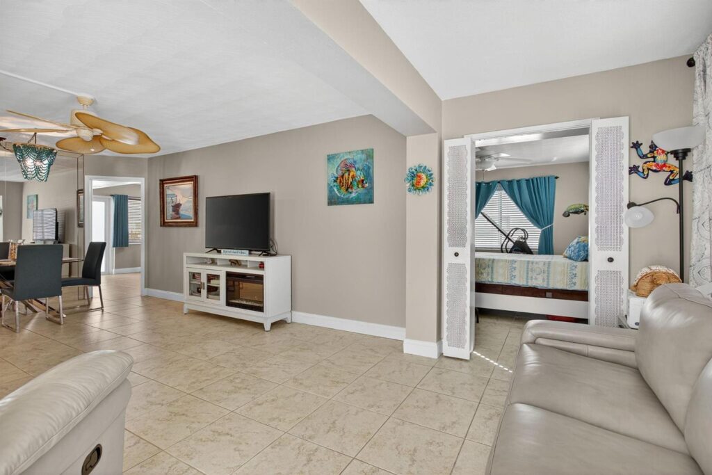 3201 SE 12th Street # C2, Pompano Beach FL 33062