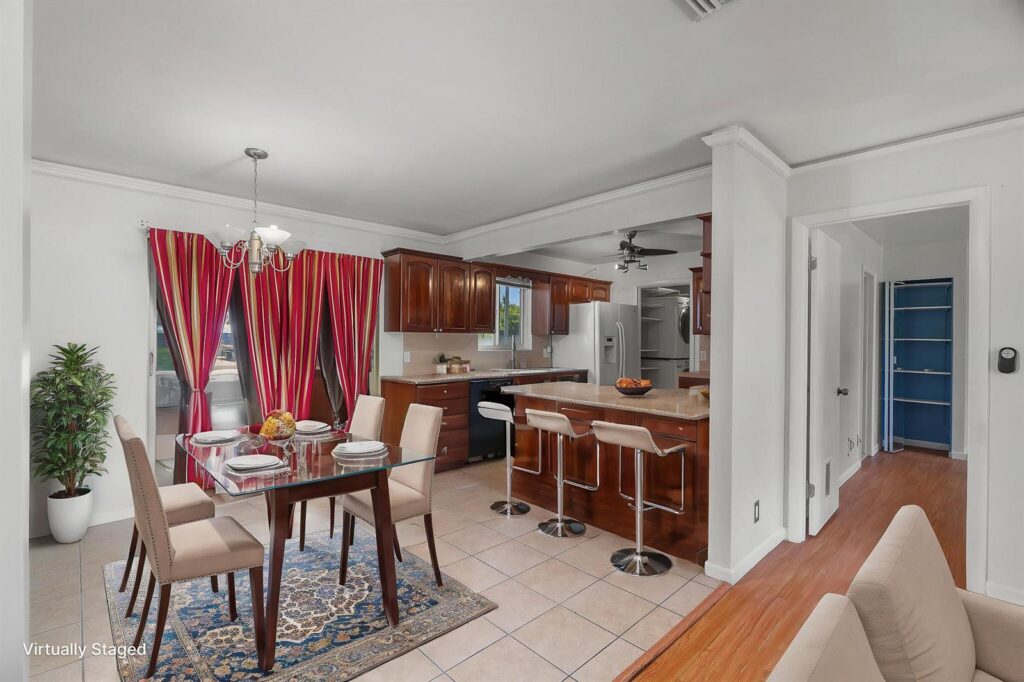3180 Carol Avenue, Palm Springs FL 33461