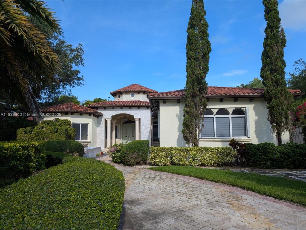 13400 SW 83rd Ave, Pinecrest FL 33156