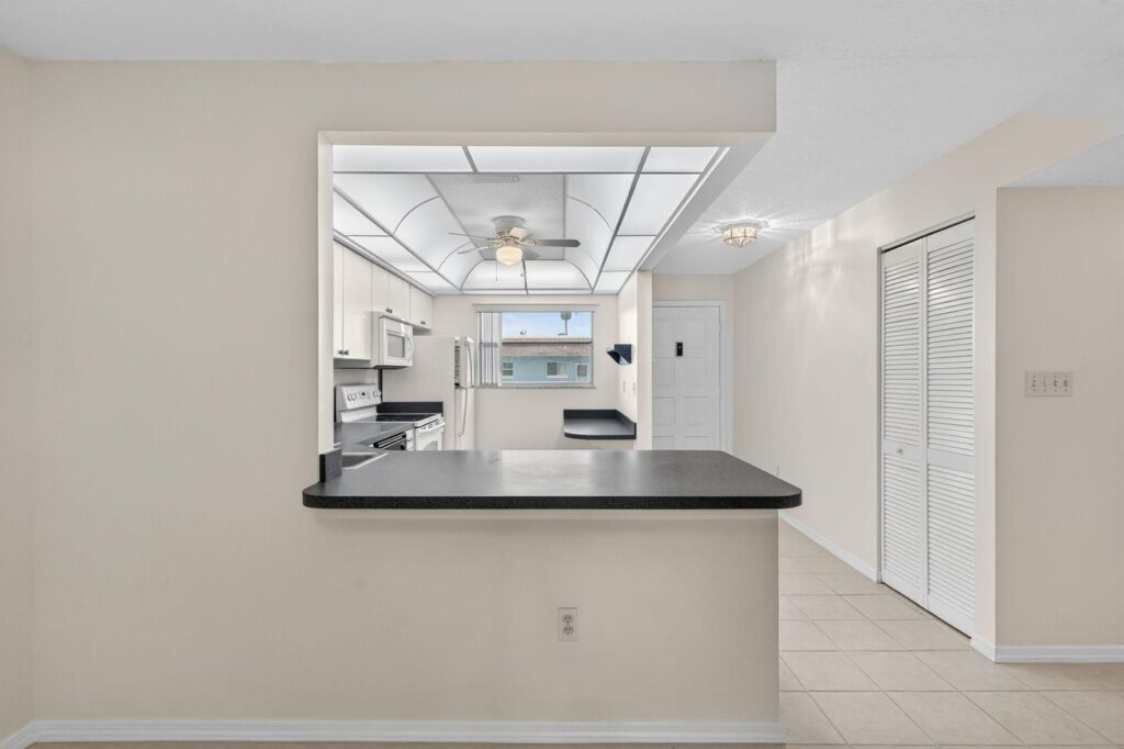 1245 Carlton Court # 204, Fort Pierce FL 34949