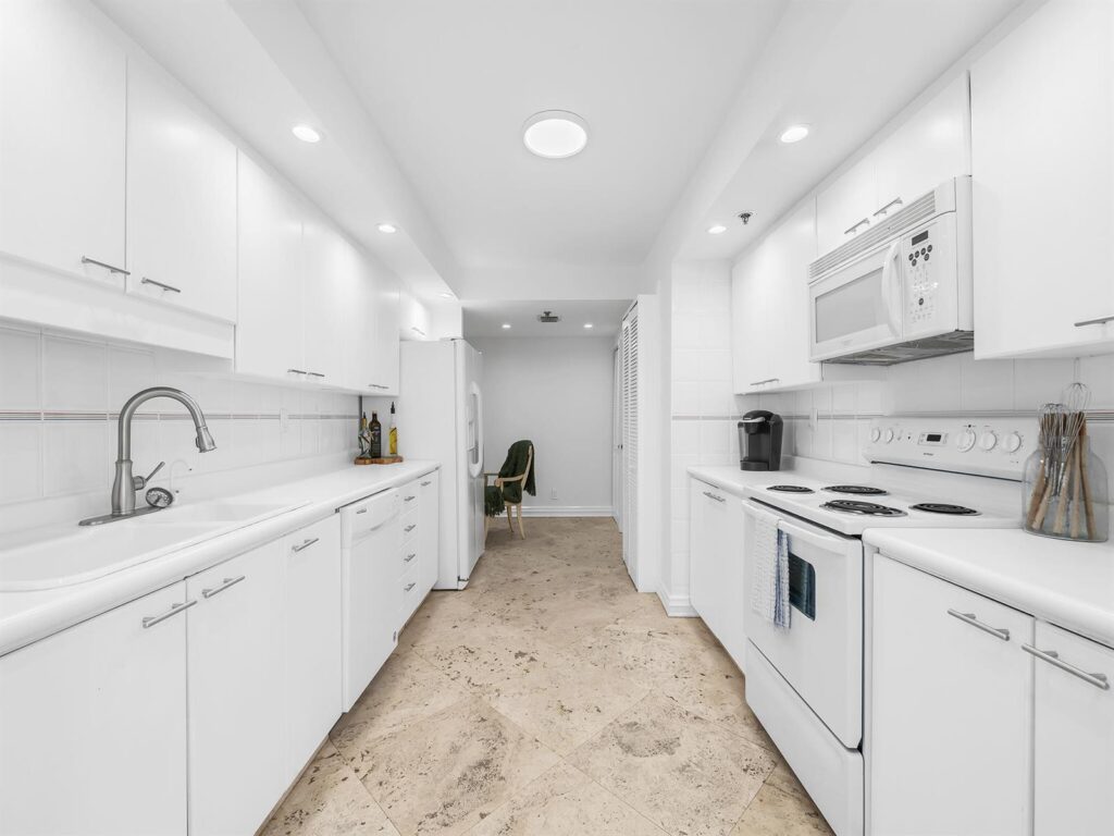 2917 S Ocean Boulevard # 304, Highland Beach FL 33487