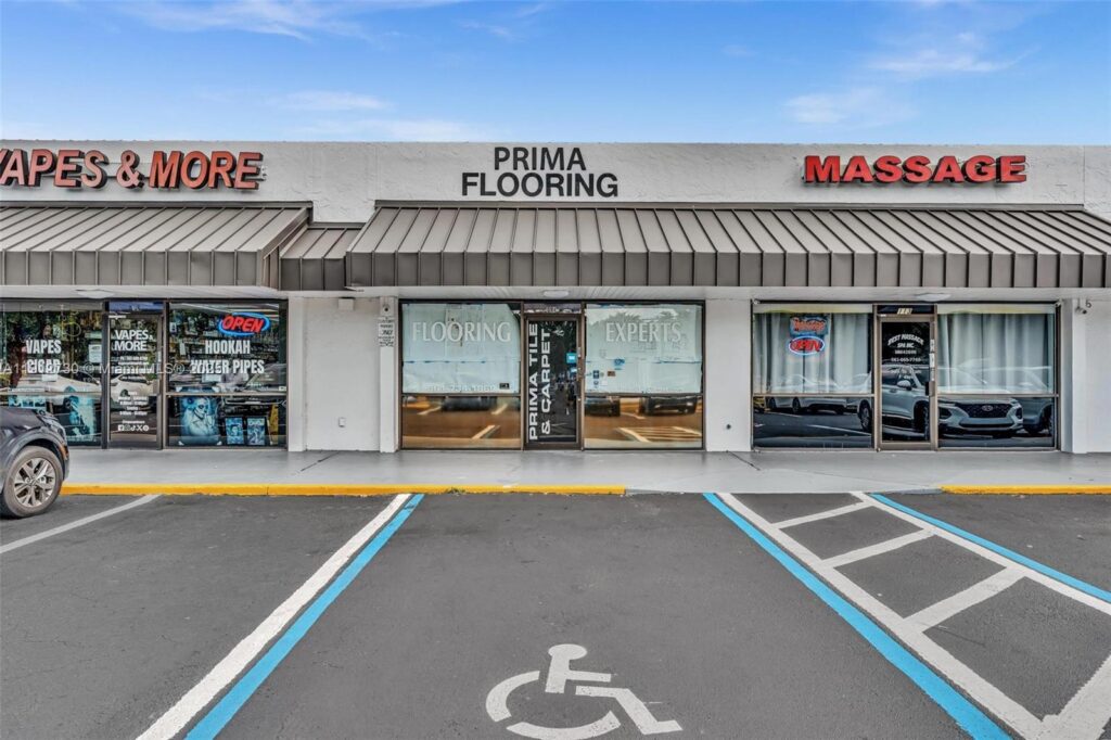 10114 S Military Trl, Boynton Beach FL 33436