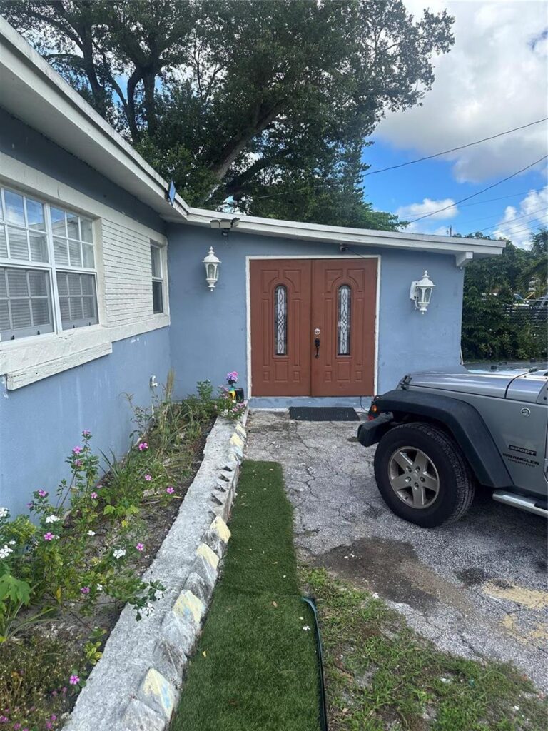 541 NW 33rd Avenue, Lauderhill FL 33311