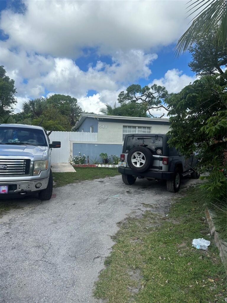 541 NW 33rd Avenue, Lauderhill FL 33311