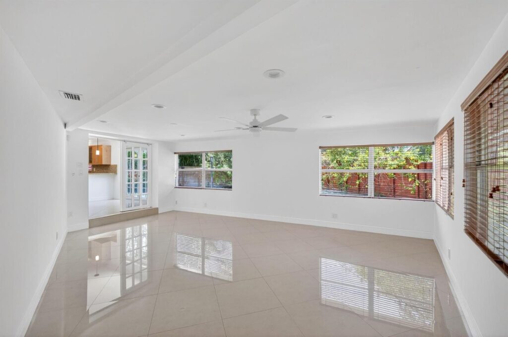 2924 NW 8th Avenue, Wilton Manors FL 33311