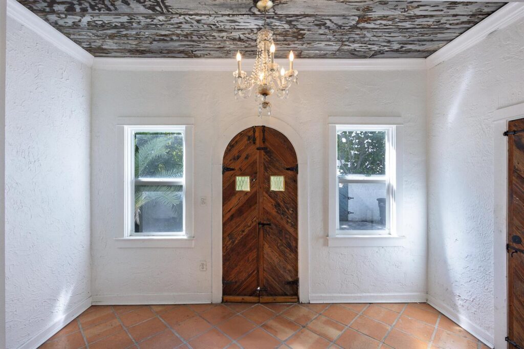717 Forest Hill Boulevard, West Palm Beach FL 33405