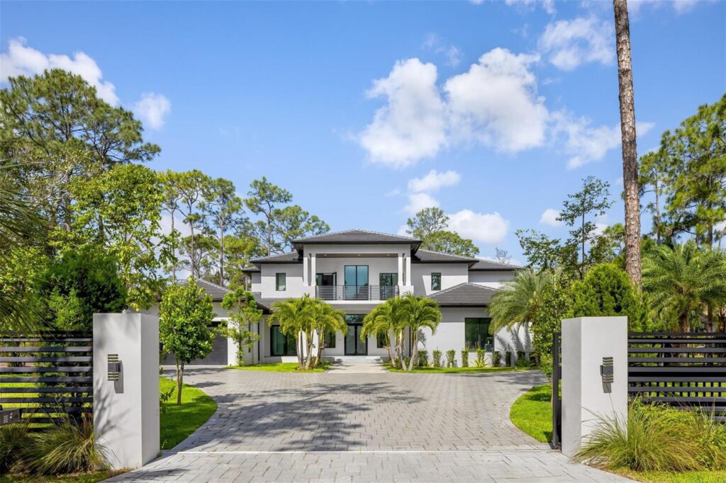 5951 NW 72 Way, Parkland FL 33067
