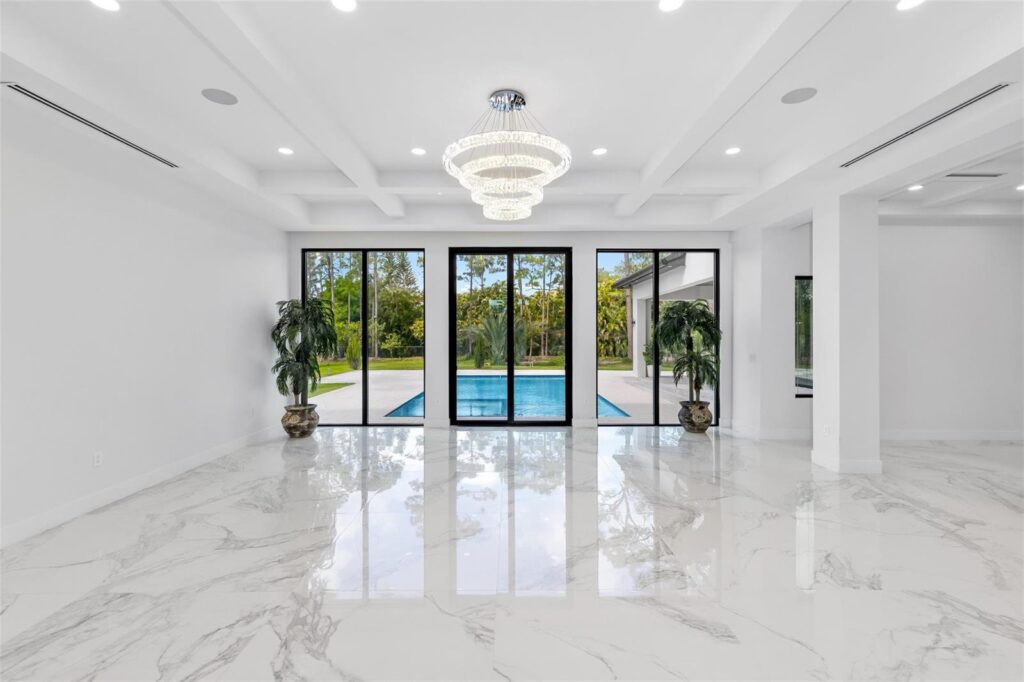 5951 NW 72 Way, Parkland FL 33067