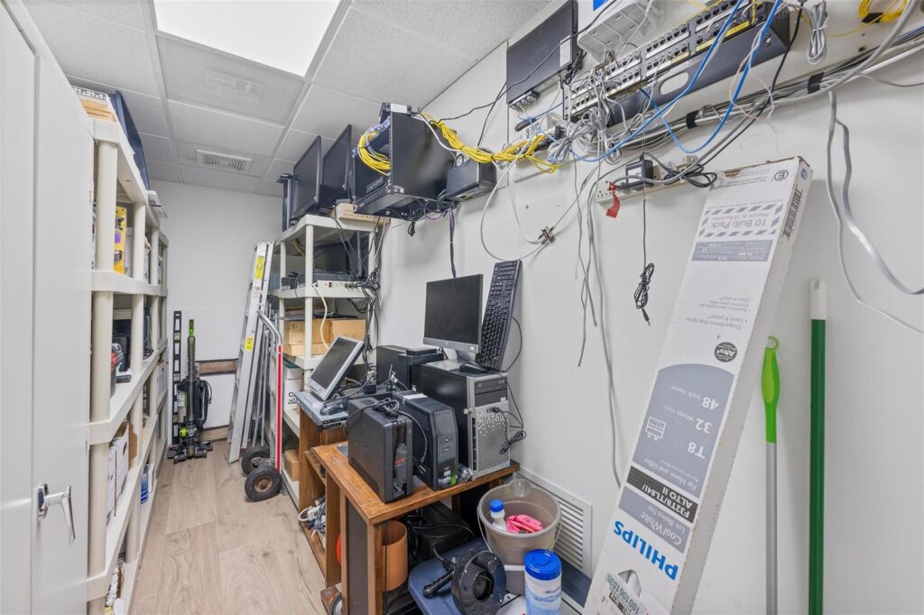 1881 N University Drive # 205, Coral Springs FL 33071