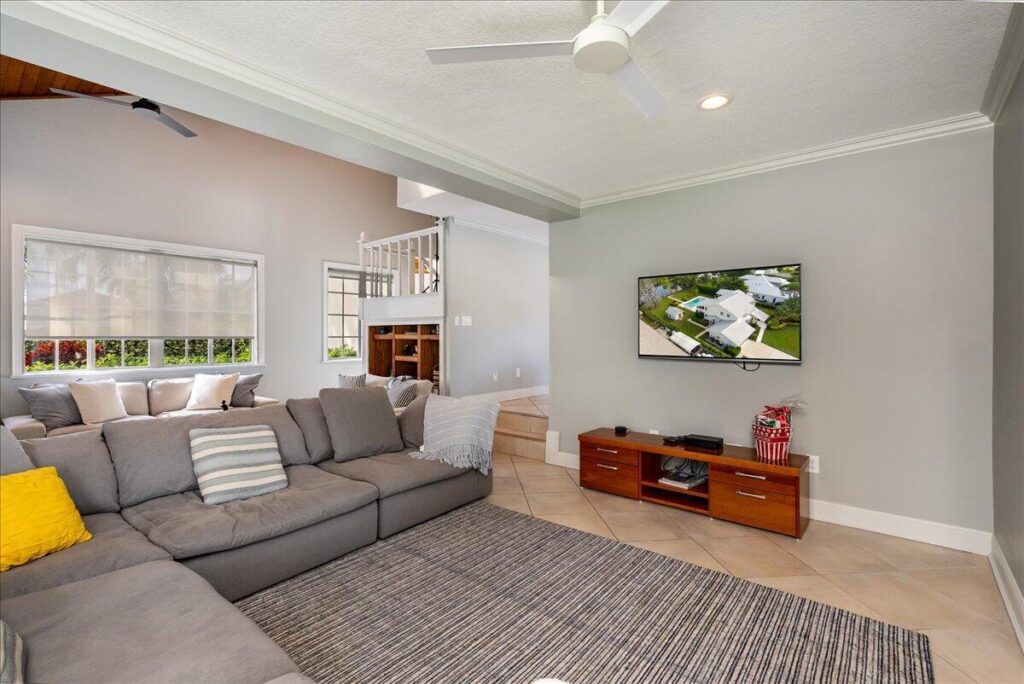 1947 NW Palmetto Terrace, Stuart FL 34994