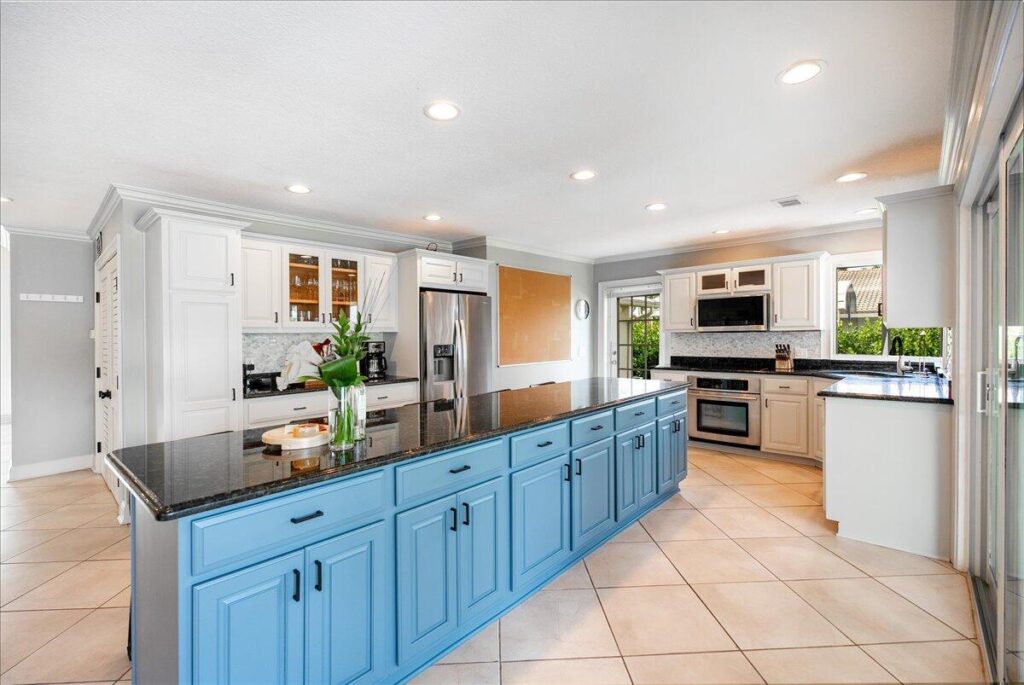 1947 NW Palmetto Terrace, Stuart FL 34994