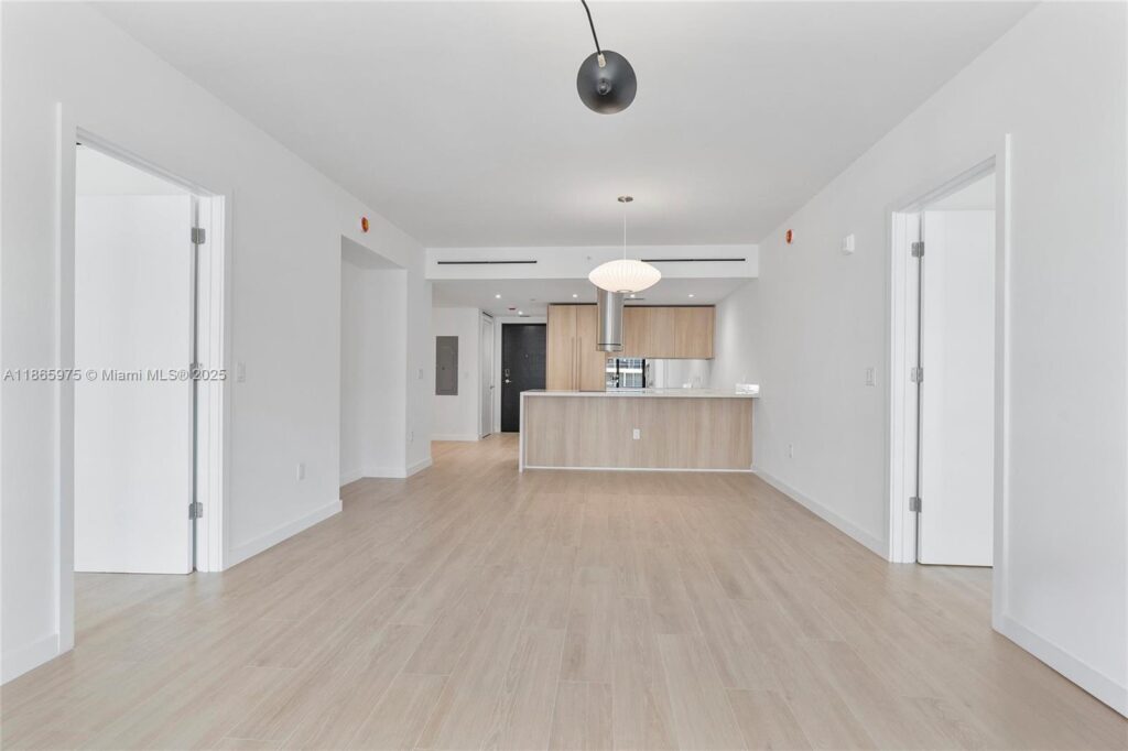9901 W Bay Harbor Dr # 402, Bay Harbor Islands FL 33154