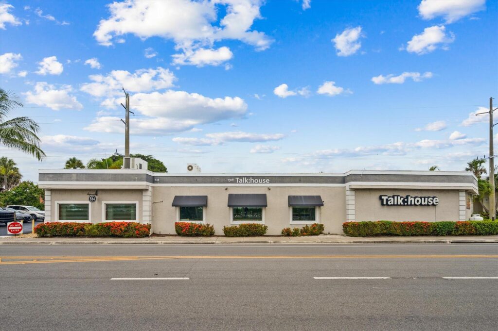 514 NW Dixie Highway, Stuart FL 34994