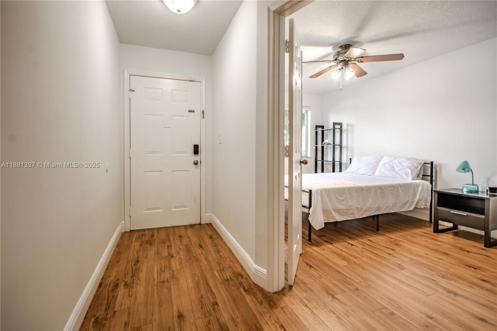 7652 S Pinewalk Dr S # 139, Margate FL 33063