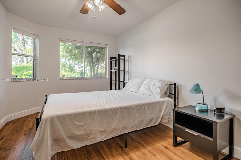 7652 S Pinewalk Dr S # 139, Margate FL 33063