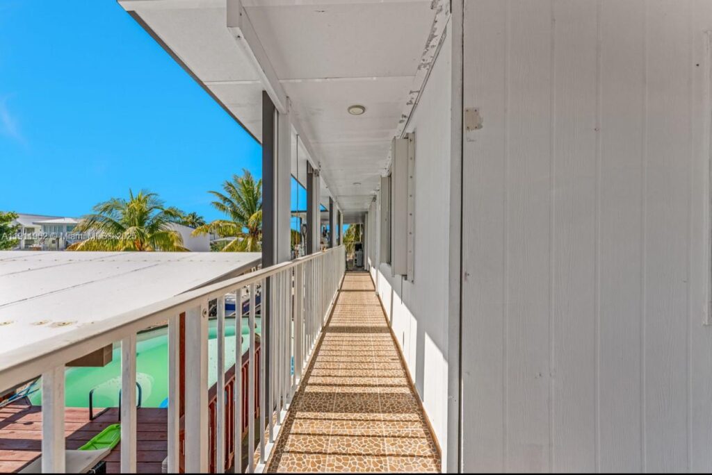 164 Blue Harbor, Other City – In The State Of Florida FL 33070