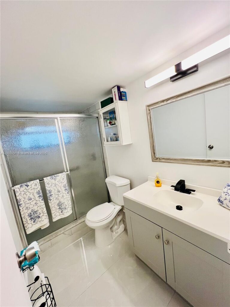 8380 Sands Point Blvd # J109, Tamarac FL 33321