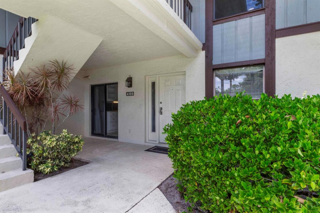 13329 Polo Club Road # 105, Wellington FL 33414