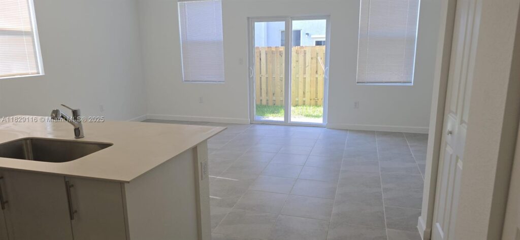 1162 SE 1 TERRACE, Florida City FL 33034