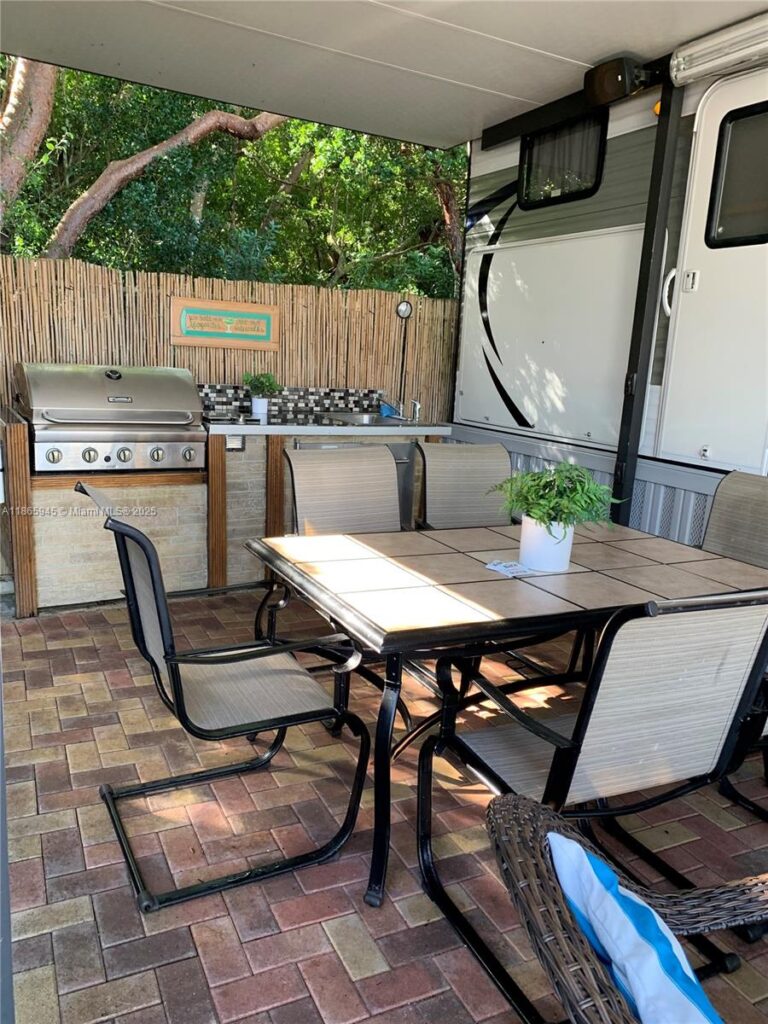 325 Calusa St #120, Key Largo FL 33037