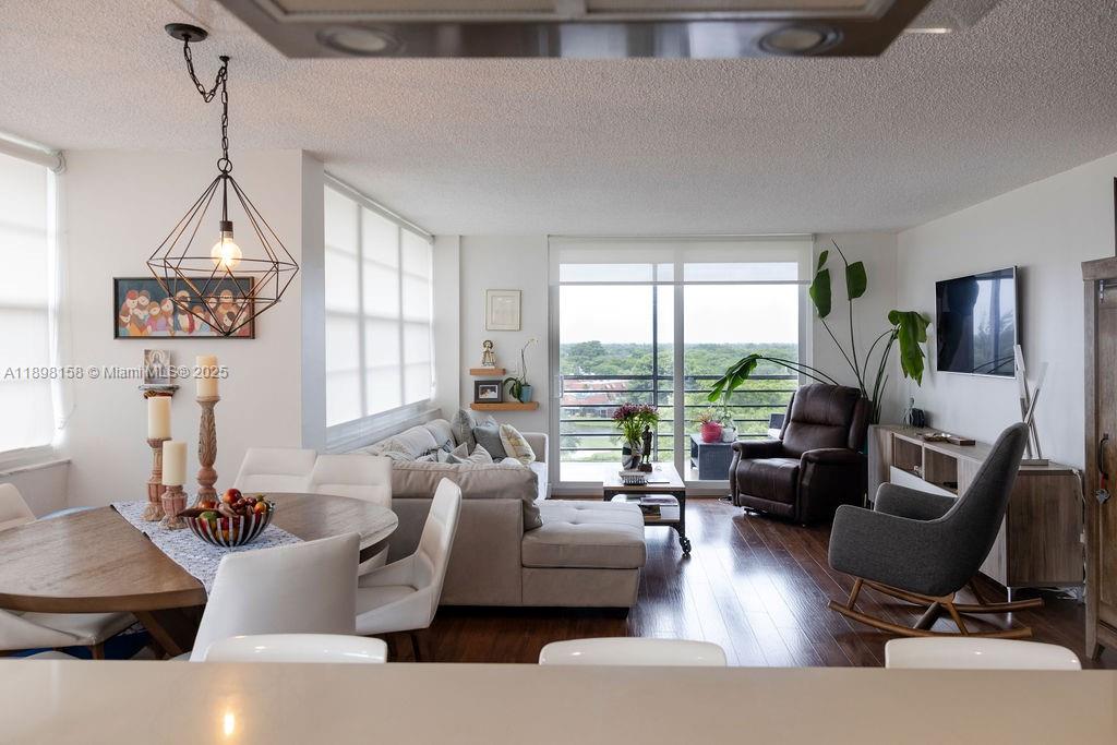 1300 Saint Charles Place, Pembroke Pines FL 33026