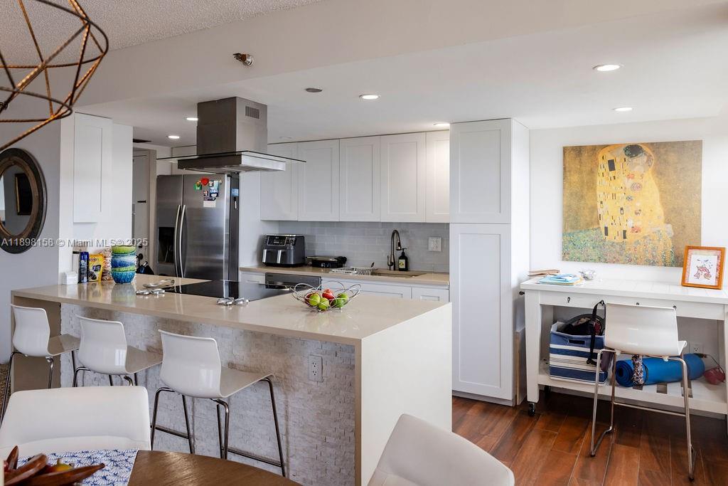 1300 Saint Charles Place, Pembroke Pines FL 33026