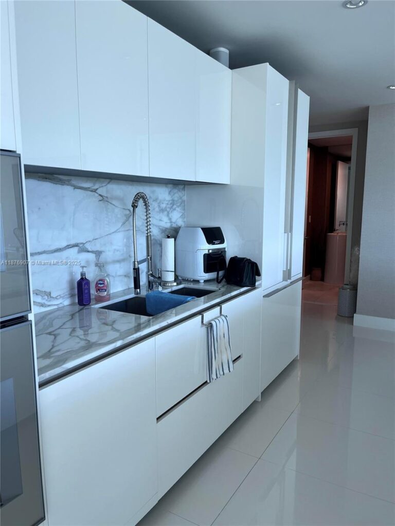 10201 Collins Ave # 301, Bal Harbour FL 33154