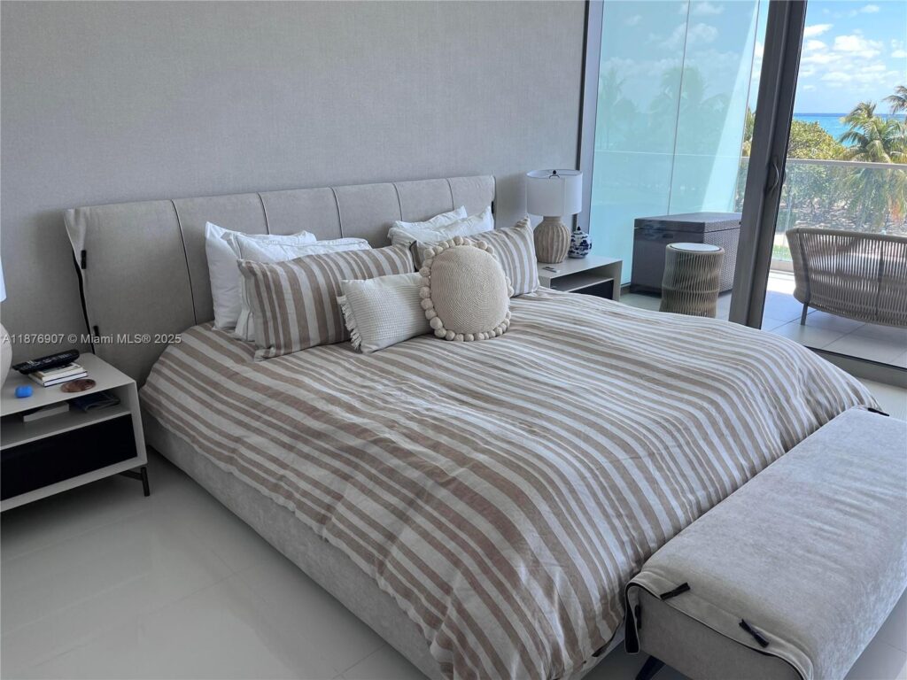 10201 Collins Ave # 301, Bal Harbour FL 33154